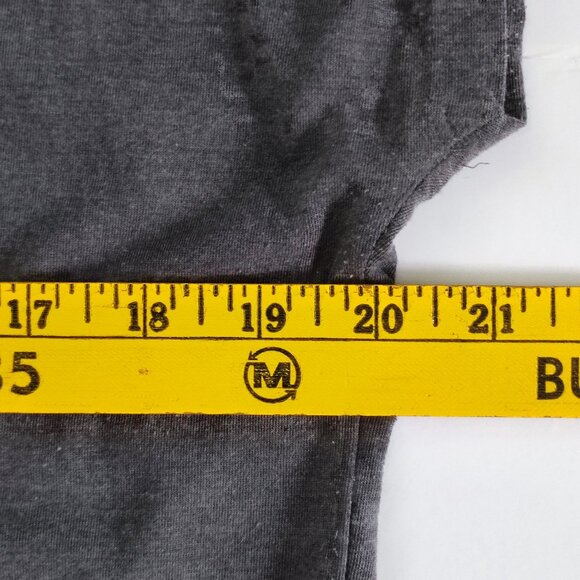 Under Armour short sleeve T-shirt street wear grey women's size XS Loose - Picture 5 of 6